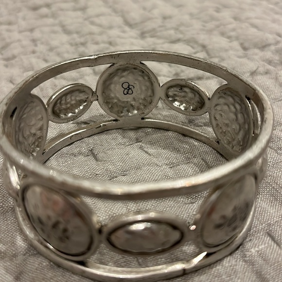 Jessica Simpson bangle - Picture 2 of 3